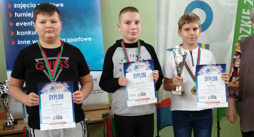 Całe podium dla gekonowców. Kuba Nowacki, Kacper Kraska i Maciej Wilman