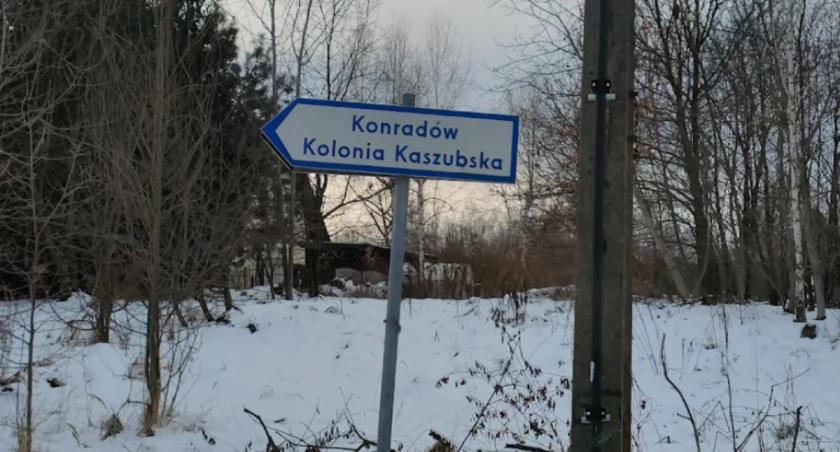 Zimą do dziur w drodze do Kolonii Kaszubskiej dochodzą problemy z jej odśnieżaniem 