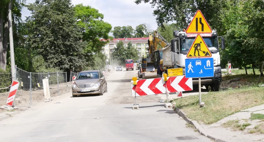 Prace obejmują tylko odcinek do skrzyżowania z ul. M. Merkert 