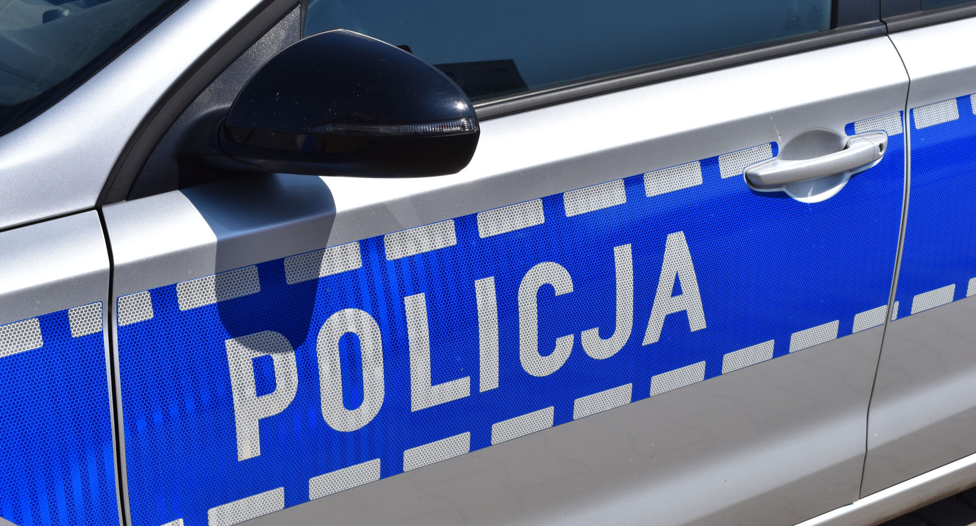 Policja , Młoda (za)szybka - zdjęcie, fotografia