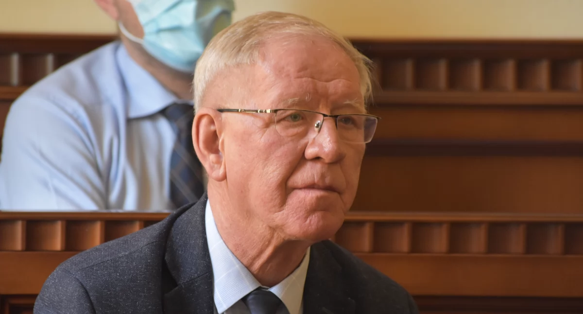 Powiat Nyski, Zmiana szefa powiatowego Zarządu Utrzymania Dróg Tadeusz Dziubandowski przechodzi emeryturę - zdjęcie, fotografia
