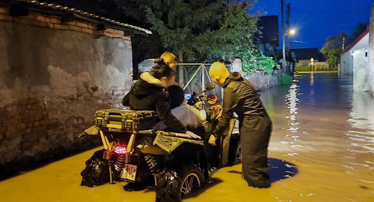 Sprawy społeczne, Tragedia sołectw - zdjęcie, fotografia