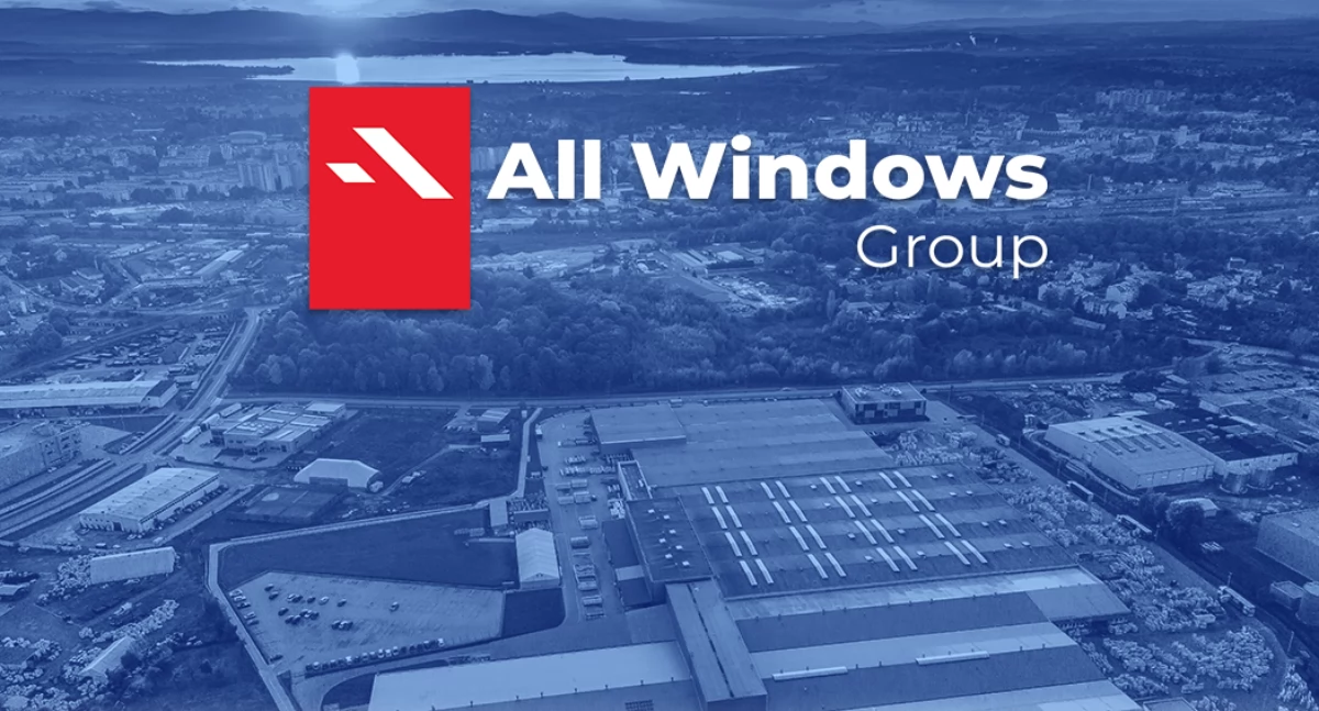 Sprawy społeczne, Popowodziowe wsparcie Windows Group - zdjęcie, fotografia