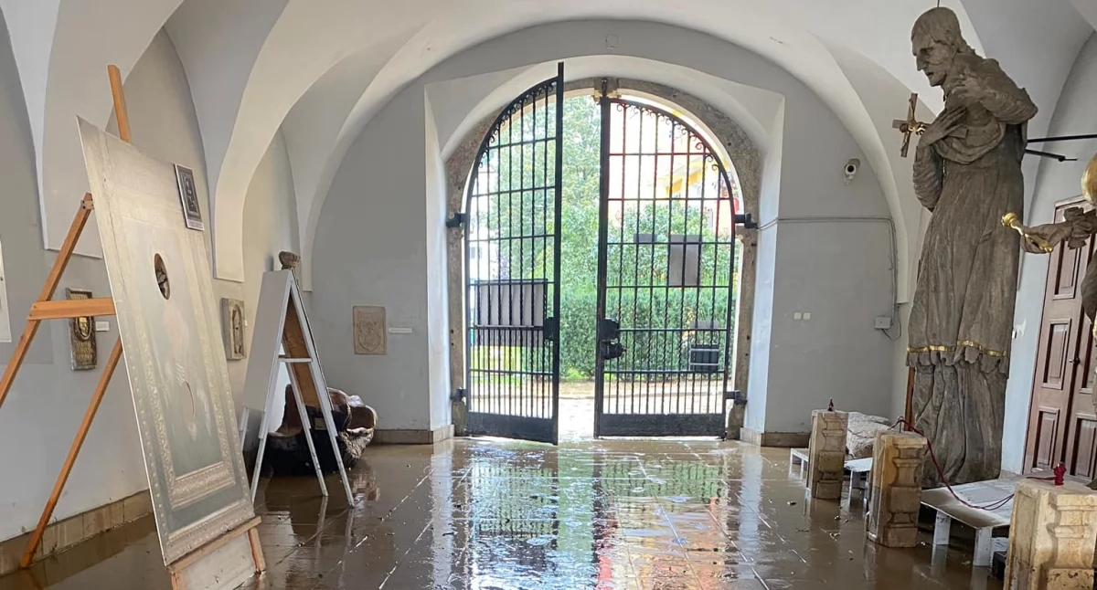 Muzeum, Muzeum nieczynne zwiedzających  - zdjęcie, fotografia