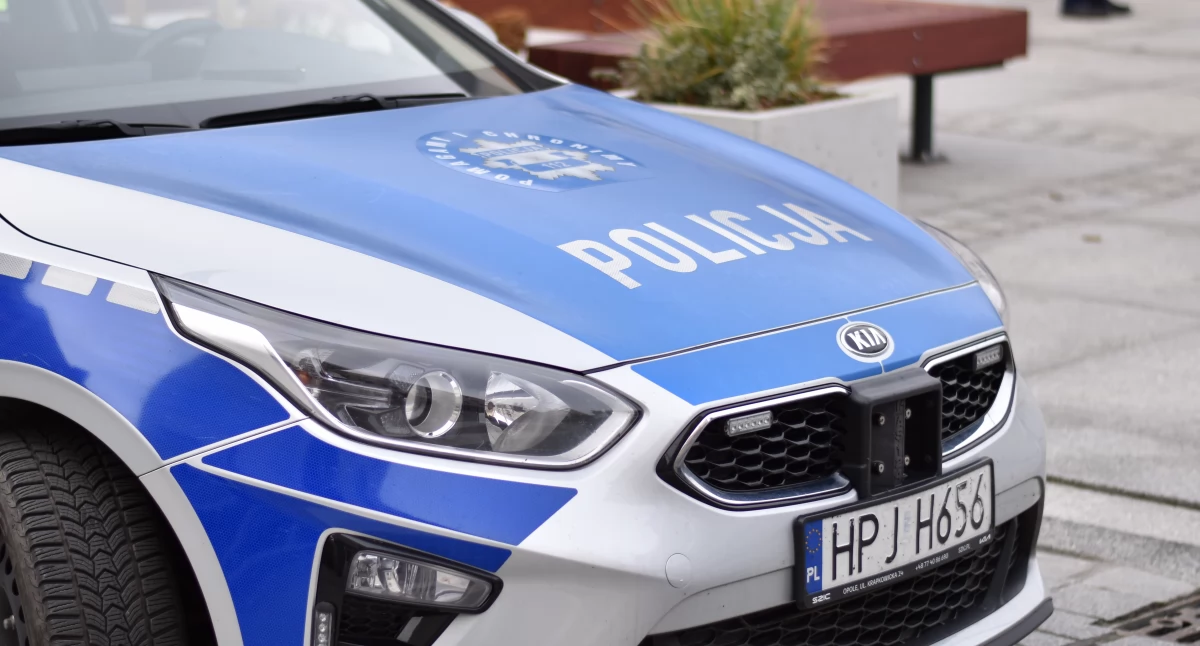 Policja , Zabrał kluczyki pijanemu kierowcy - zdjęcie, fotografia