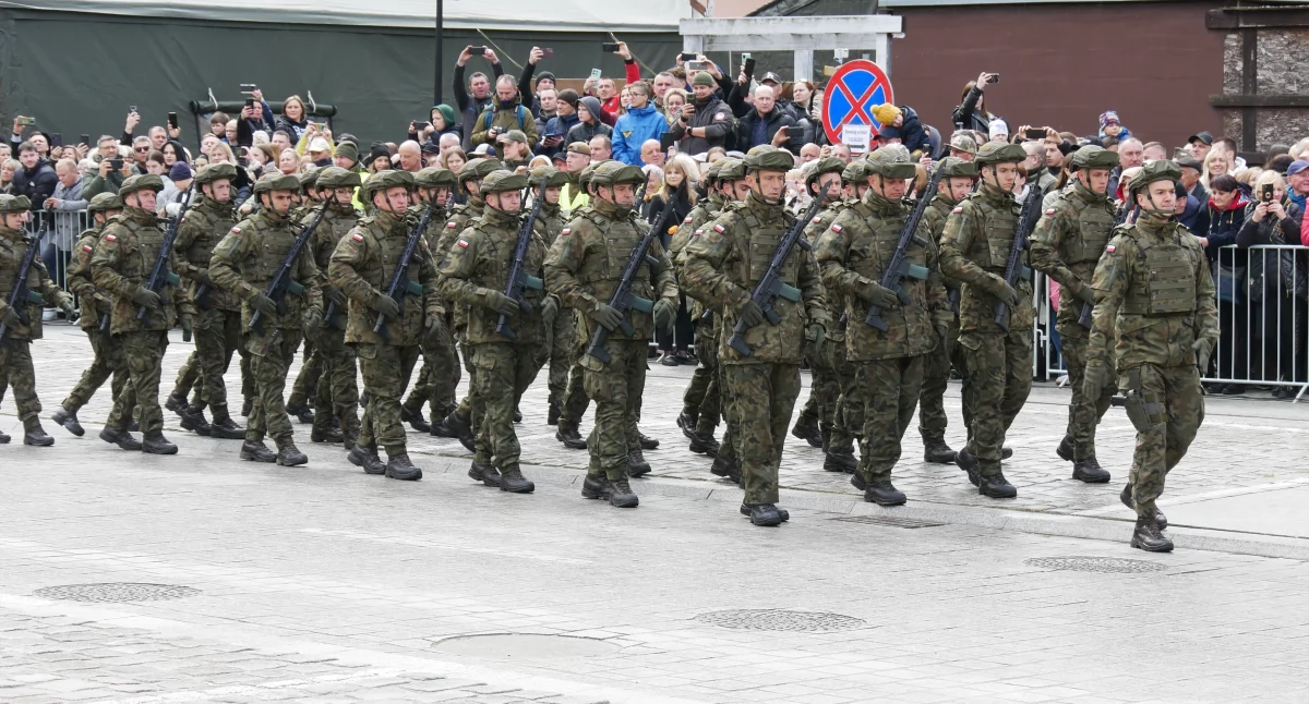 Ludzie, Dołącz Wojsk Obrony Terytorialnej! - zdjęcie, fotografia