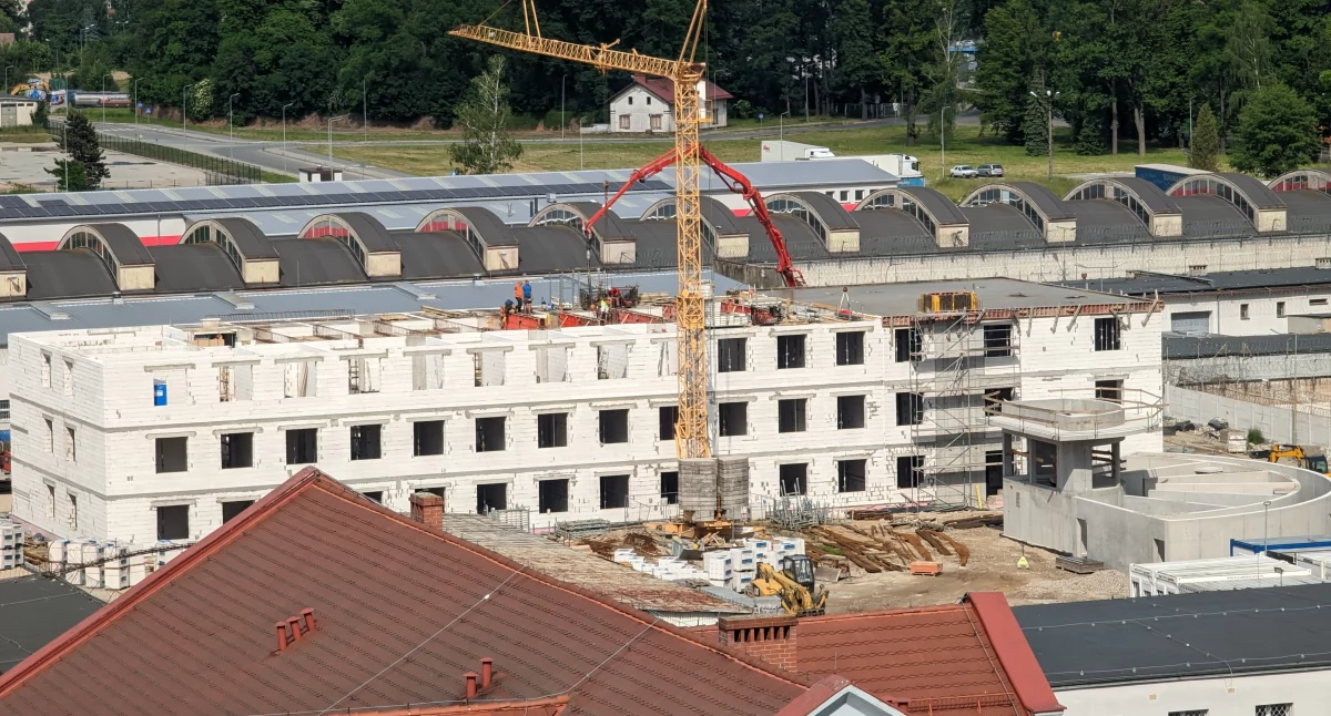 Kontrowersje, Rozbudowa Zakładu Karnego wstrzymana Będzie przetarg - zdjęcie, fotografia