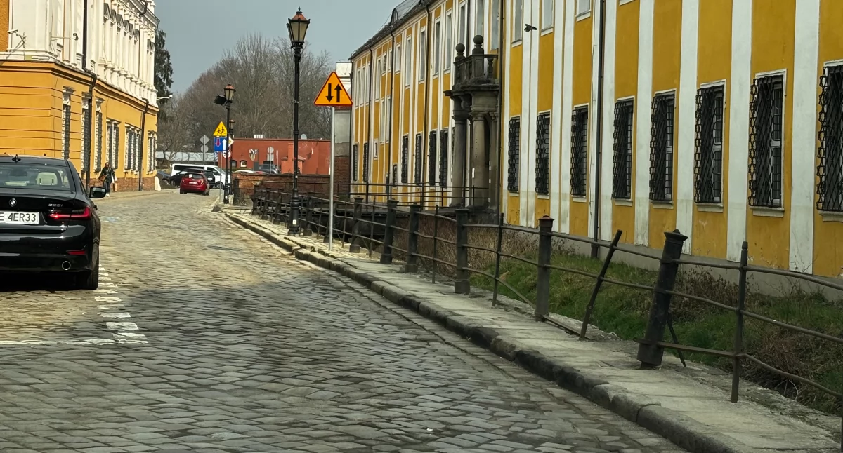 Komunikacja , Grodzka remontu  - zdjęcie, fotografia