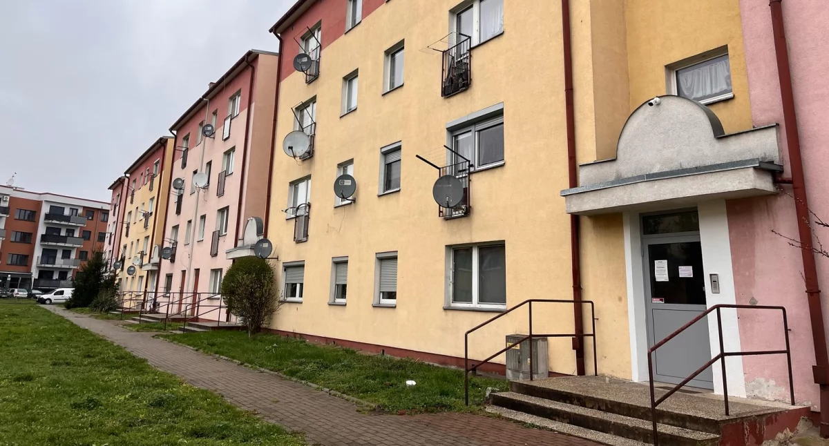 Sąd i prokuratura, Próba zabójstwa osiedlu Zwycięstwa Nysie Ofiara walczy życie - zdjęcie, fotografia