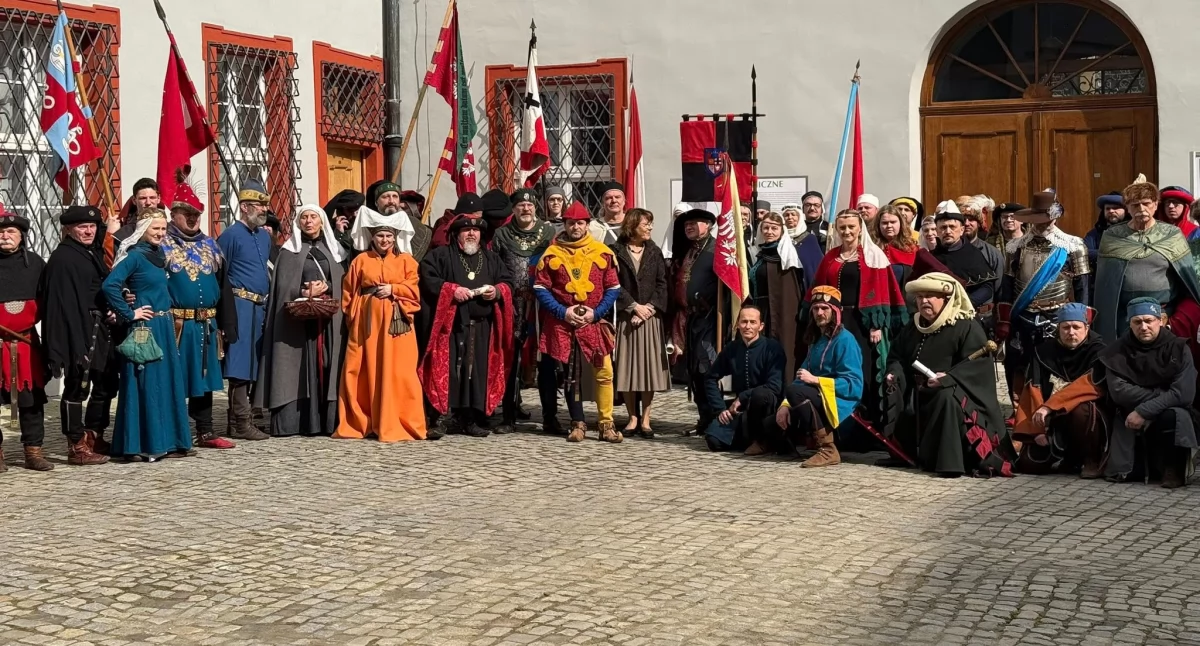 Historia, zjechało rycerstwo polskie - zdjęcie, fotografia