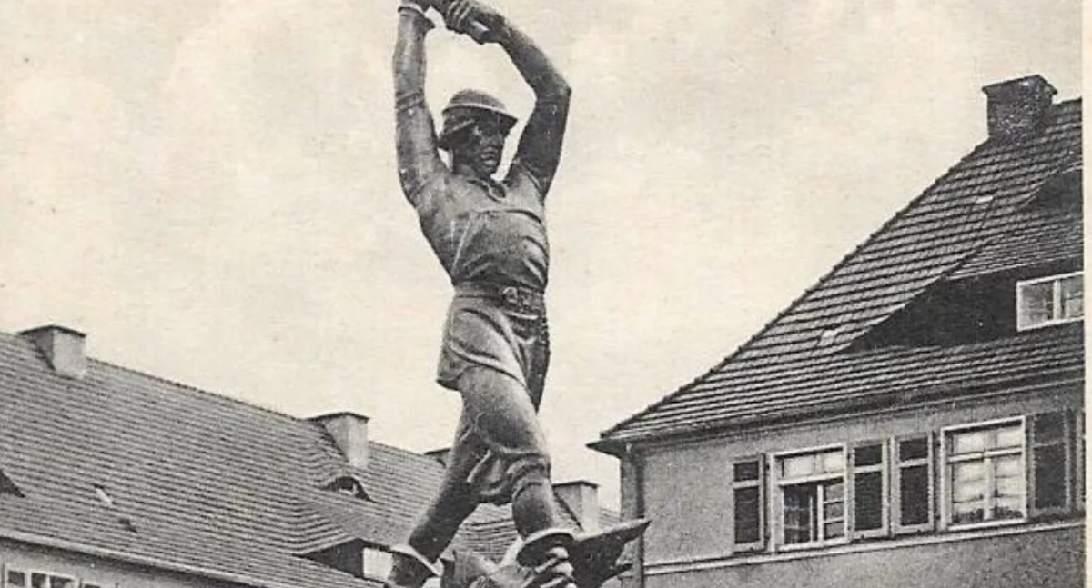 Historia,  Pomnik Rzeźnika zapłaci niego gmina - zdjęcie, fotografia