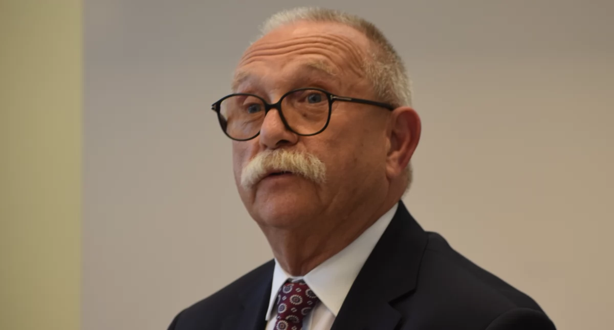 Rada Miasta, Antoni Hasenbeck Mieszkańcy idźcie referendum! - zdjęcie, fotografia