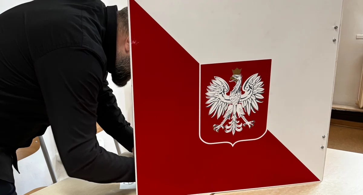 Polityka, Korfantów Remis Trzaskowskiego Mentzenem Wygrał Nawrocki - zdjęcie, fotografia