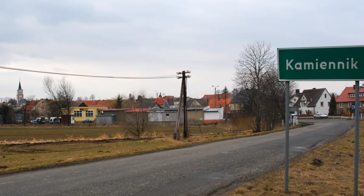 Kontrowersje, osób pracuje urzędzie - zdjęcie, fotografia