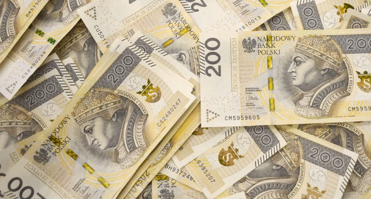 Samorząd, Łambinowice mają radni pierwszy złożyli oświadczenia pełny sprawowania mandatu - zdjęcie, fotografia