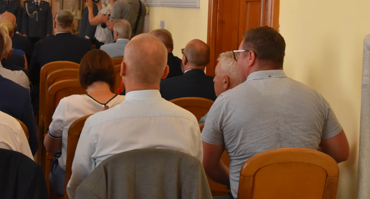 Kontrowersje, Nietykalny prezes Bogdan nadal zarządza gminną spółką - zdjęcie, fotografia