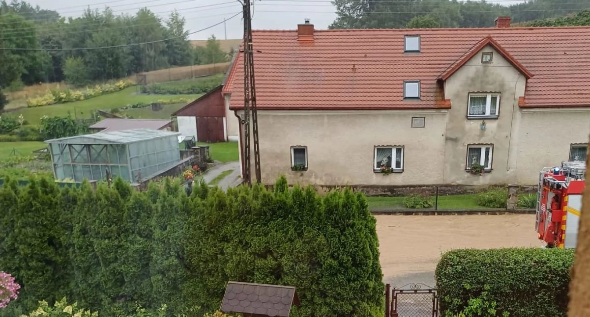 Powiat Nyski, Intensywne opady powiecie nyskim - zdjęcie, fotografia