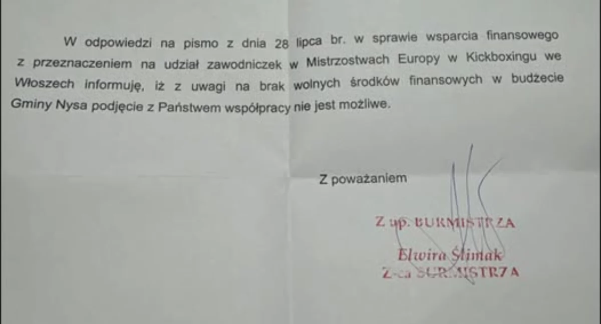 Kontrowersje, pieniędzy młodych sportowców - zdjęcie, fotografia