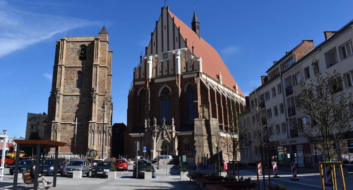 Kościół, Zmiany nyskich parafiach proboszczowie wikarzy - zdjęcie, fotografia