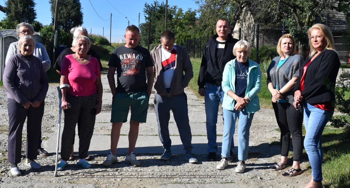 Samorząd, Burmistrz obiecał drogi zrobił - zdjęcie, fotografia