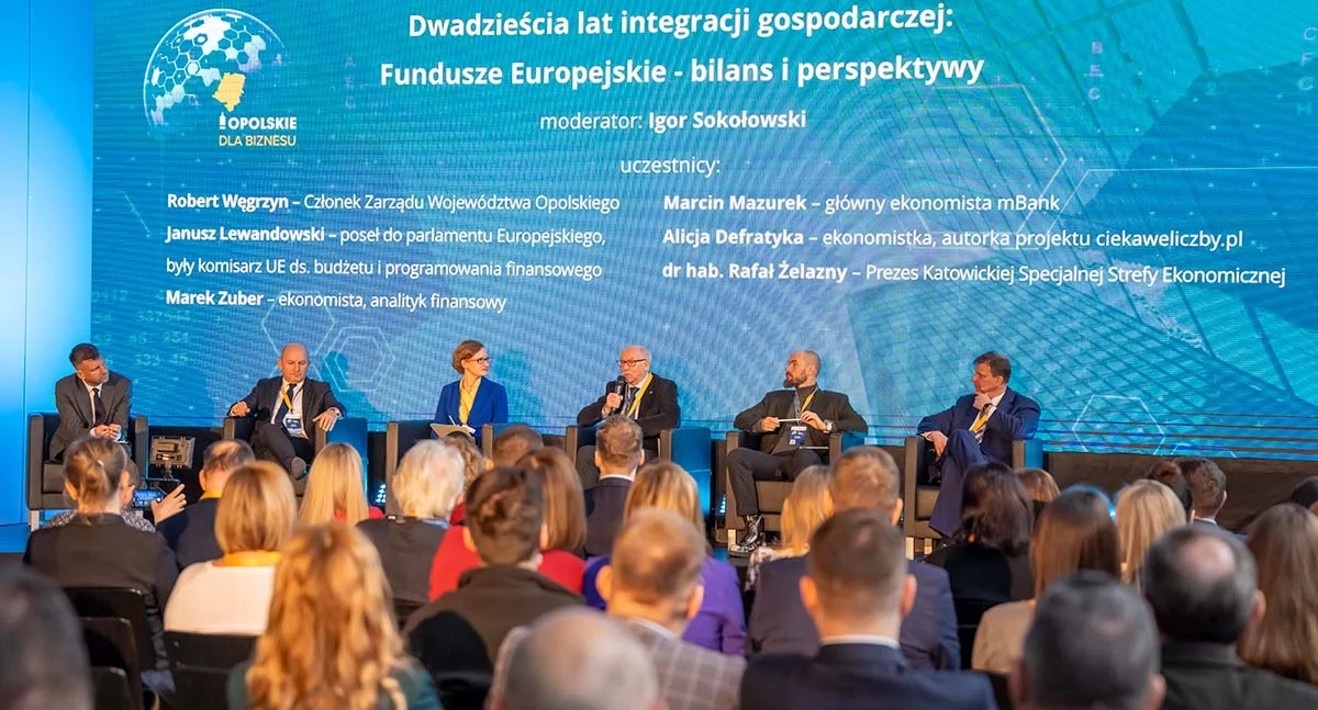 Materiał informacyjny , Opolskie biznesu Kongres który inspiruje naukę biznes - zdjęcie, fotografia