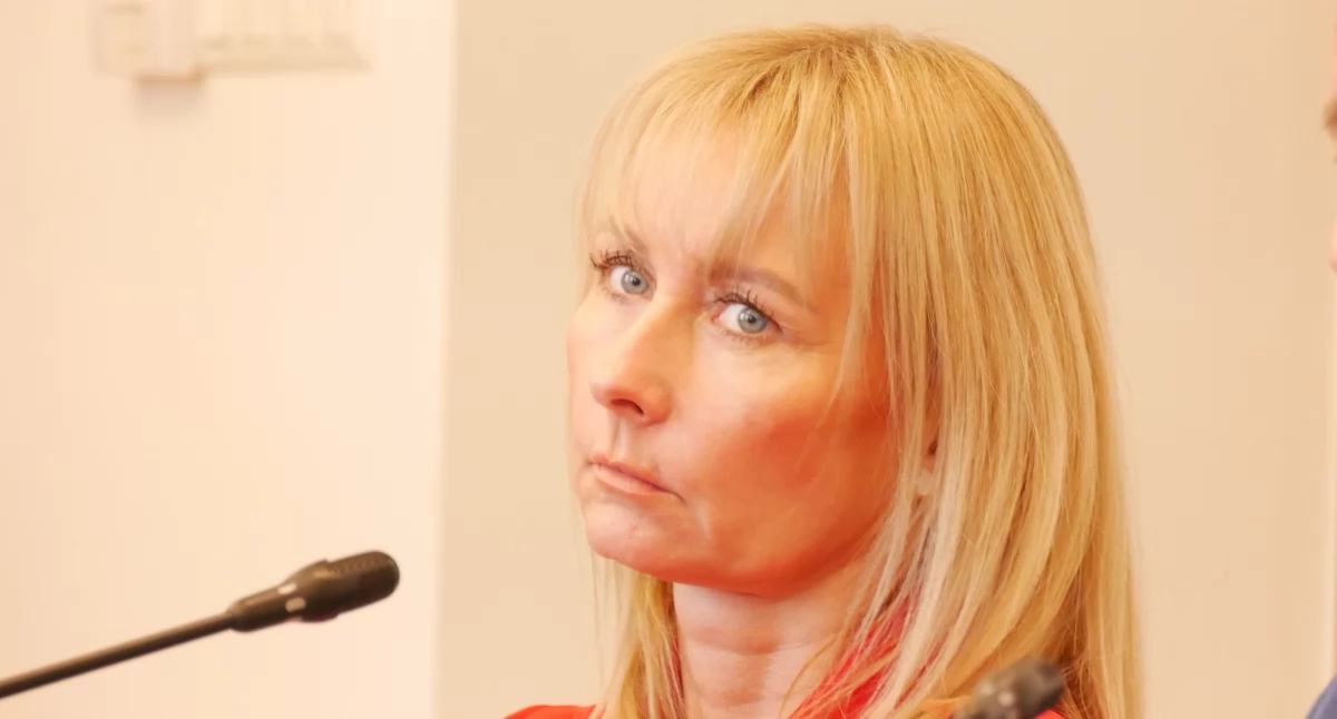 Kontrowersje, Radna odwołana przez radnych Miała własne zdanie - zdjęcie, fotografia