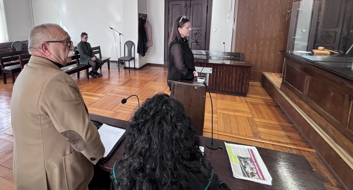 Sąd i prokuratura, Ruszył proces radnego Antoniego Hasenbecka oskarżony znieważenie wiceburmistrz Elwiry Ślimak  - zdjęcie, fotografia