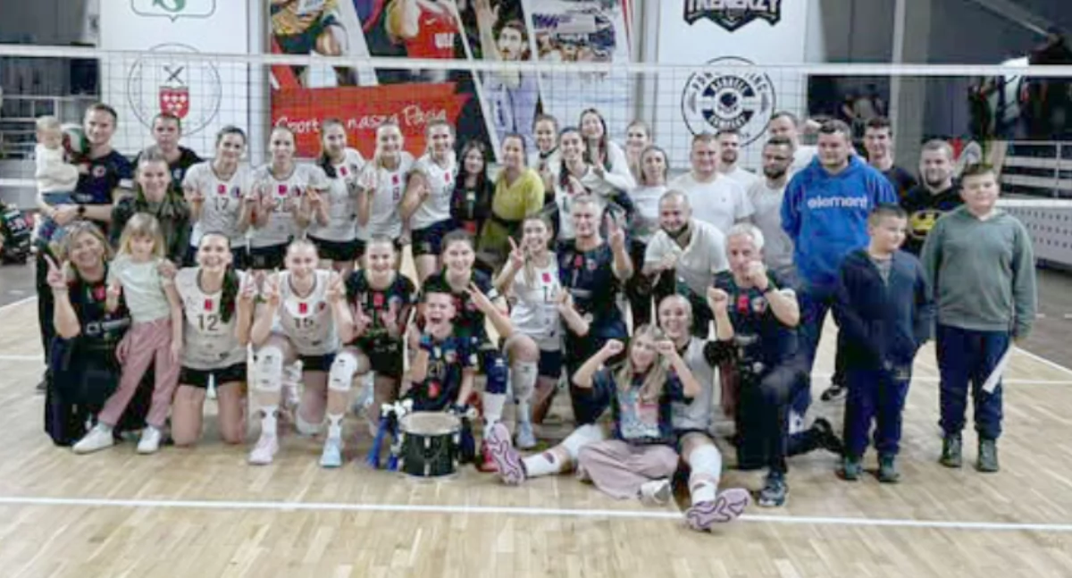 Drużyna NTSK PANS Komunalnik Nysa po zwycięskim meczu