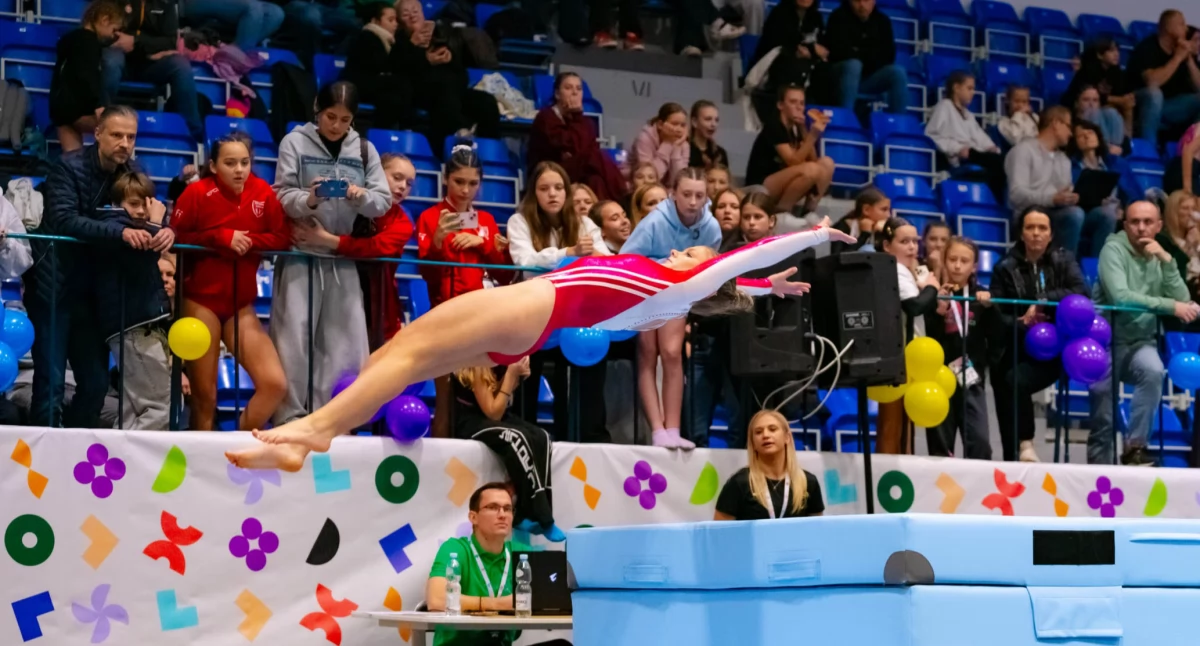 Skok to konkurencja gimnastyczna ciesząca się zawsze dużym zainteresowaniem