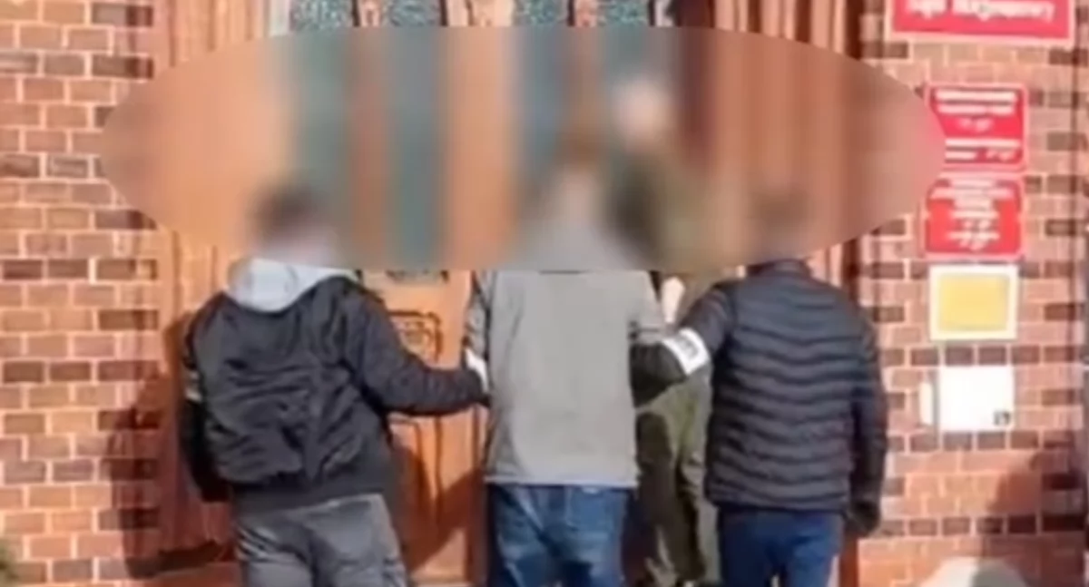 Policja , Zbrodnia osiedlu Słowiańskiej Mężczyzna usłyszał zarzut zabójstwa - zdjęcie, fotografia