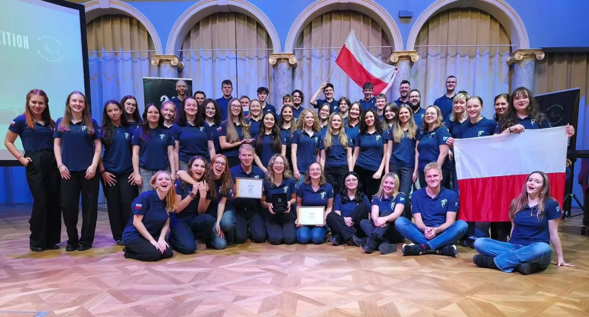 Konkursy, Capricolium Najlepszy chór międzynarodowym festiwalu Lubljanie - zdjęcie, fotografia