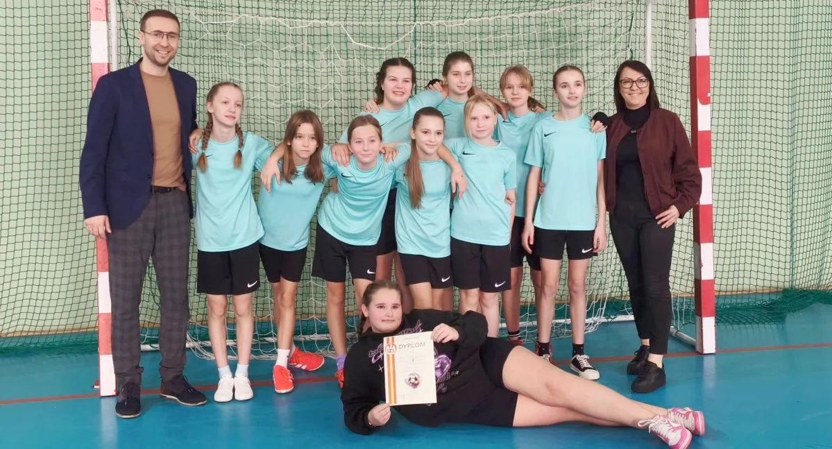 Mistrzynie powiatu w futsalu - ZSP Skoroszyce