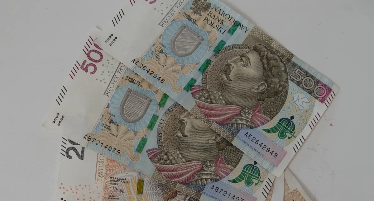 Policja , Dzwonią oszuści Uważajcie podejrzane telefony - zdjęcie, fotografia