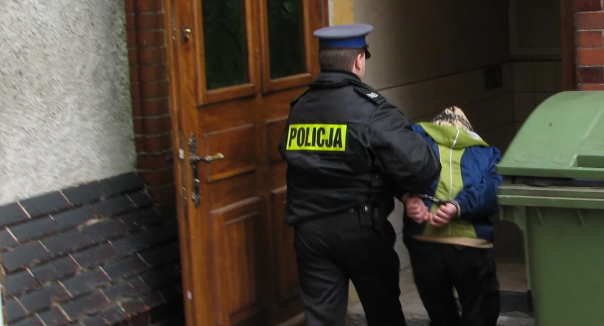 Sąd i prokuratura, Pobił kolegę śmierć Podczas sekcji zwłok stwierdzono rozległe obrażenia twarzy - zdjęcie, fotografia