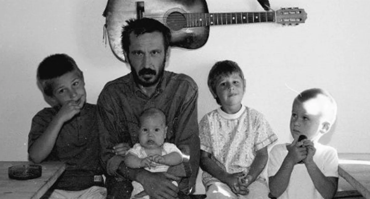 Reportaże, Nysanie trafili piekła sekty  Niebo - zdjęcie, fotografia