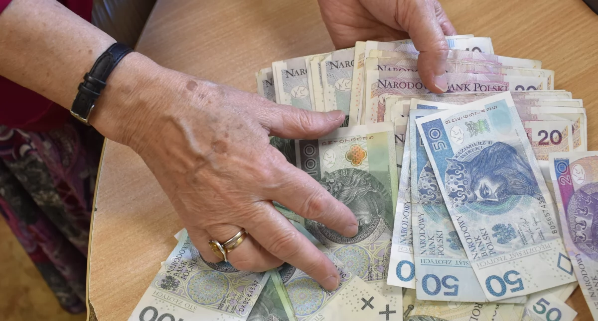 Policja , Oszukana - zdjęcie, fotografia