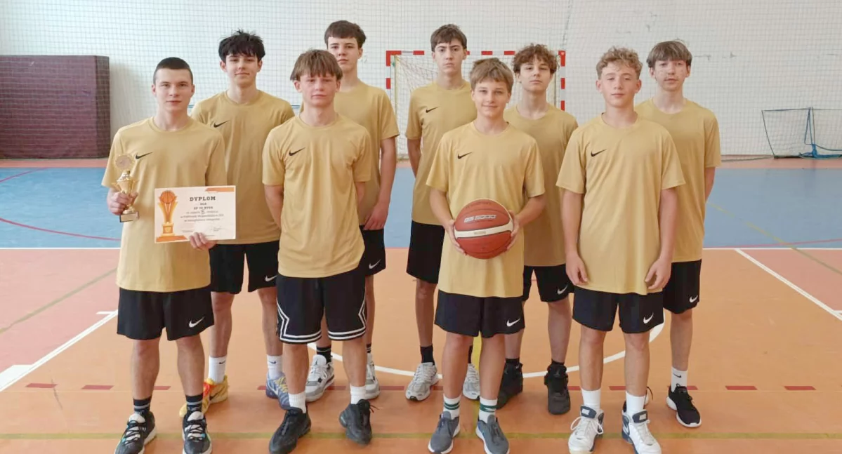 Drużyna reprezentująca Szkołę Podstawową nr 10 w Nysie