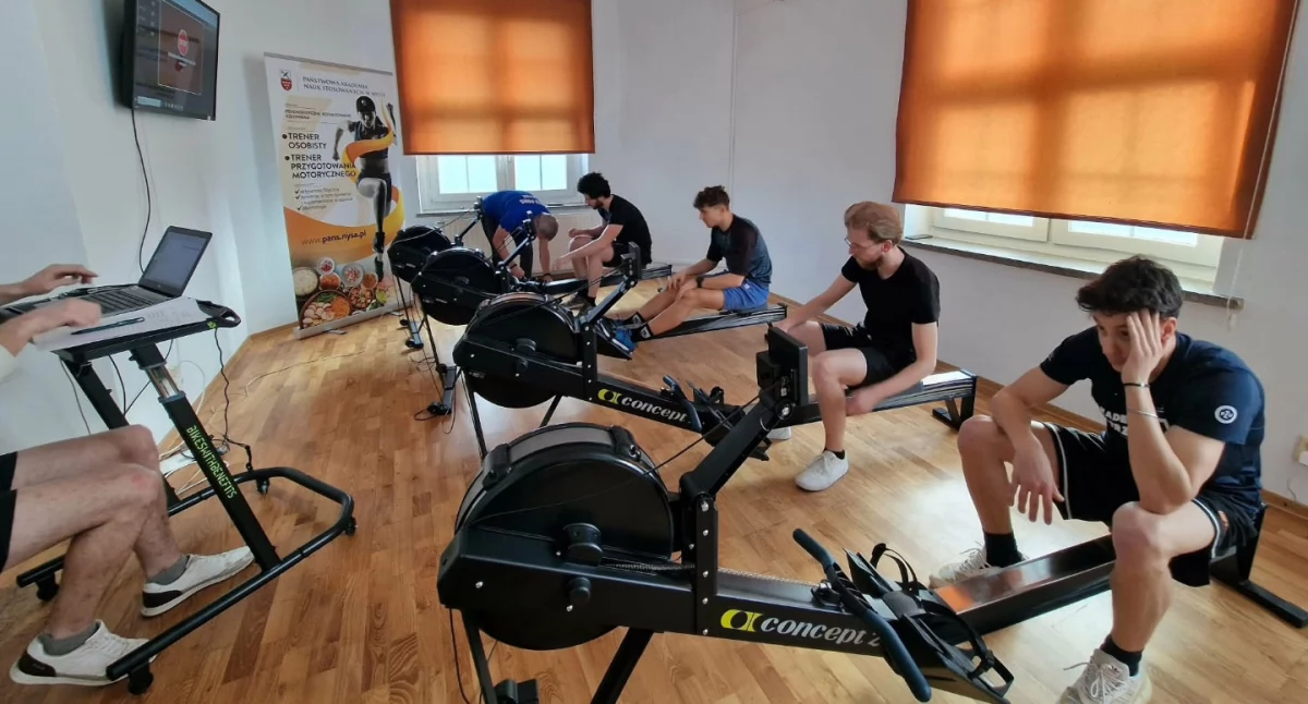 Zawodnicy gotowi do rozpoczęcia zawodów