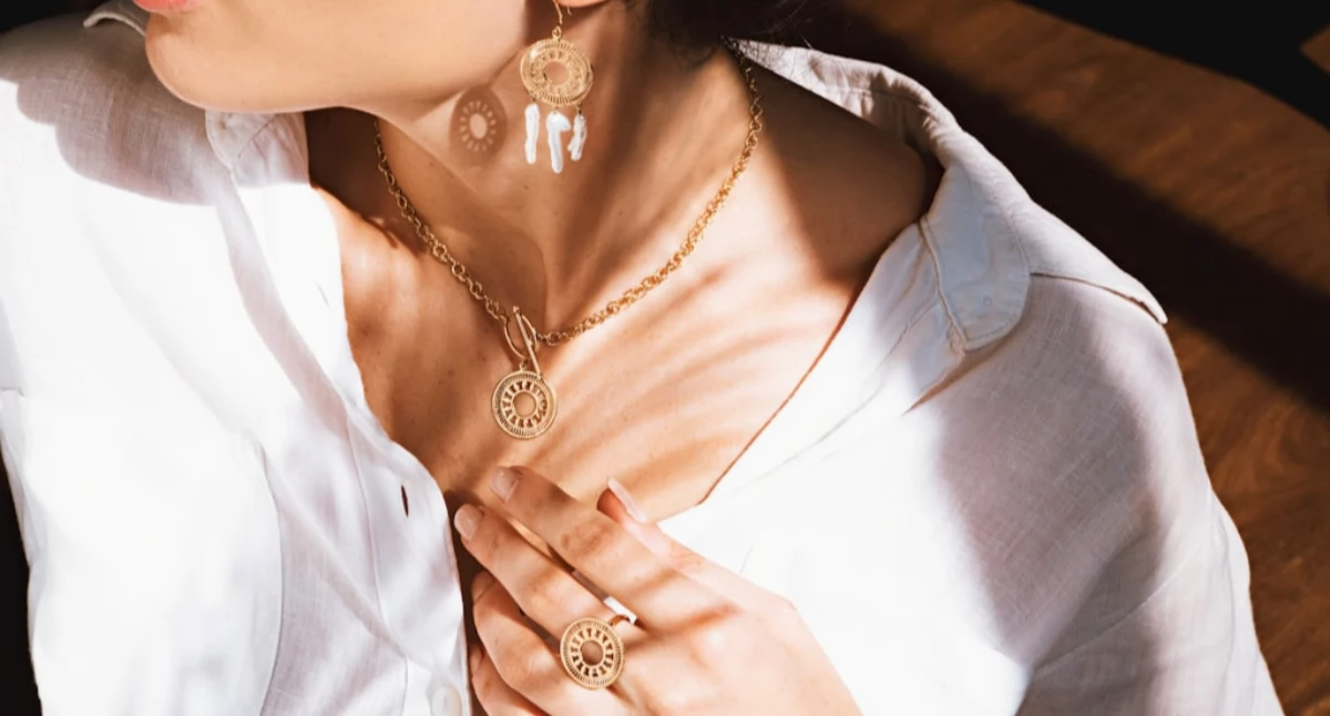 Artykuł sponsorowany, Geometria piękna dobór oprawy charakteru dłoni - zdjęcie, fotografia