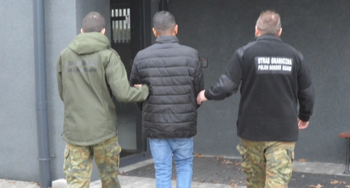 Kontrowersje, Ponad „nielegalnych” cudzoziemców - zdjęcie, fotografia