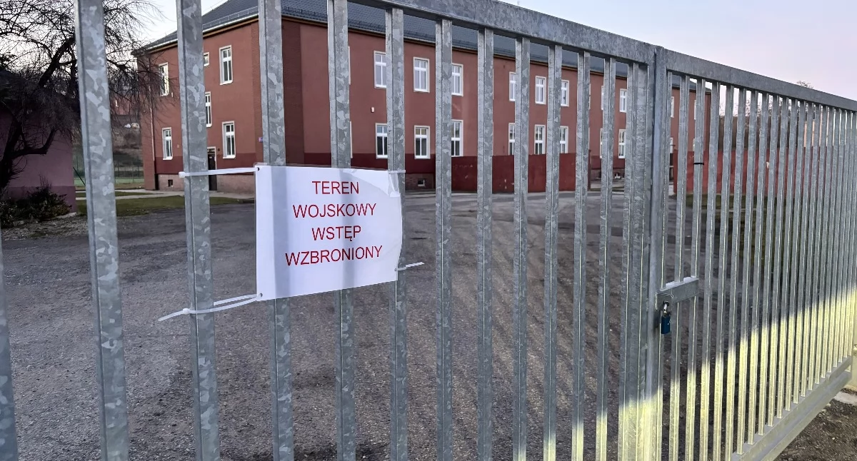 Siedziba nyskiej jednostki WOT przy ul. Poznańskiej. Teren ma chronić agencja ochrony