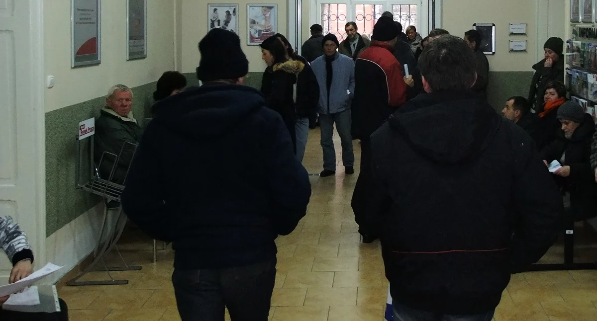 Kontrowersje, Nysanie zarabiają mniej Rośnie bezrobocie - zdjęcie, fotografia