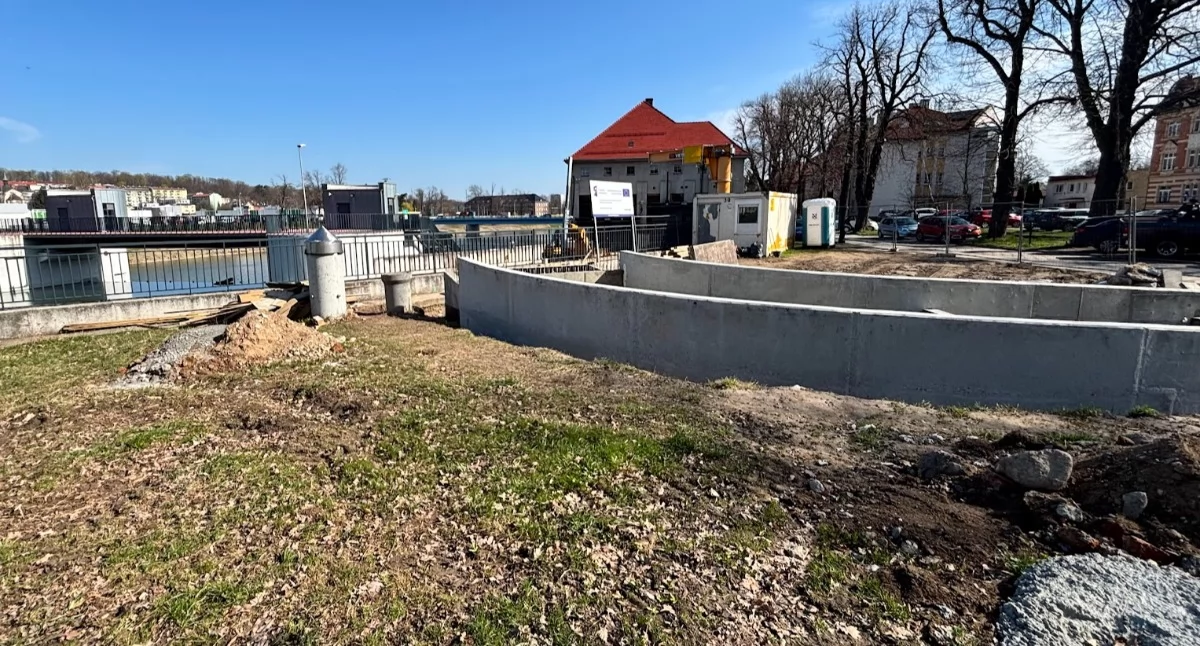 Samorząd, Dobudowa kładki elektrowni Tylko pierwszego wniosku  - zdjęcie, fotografia