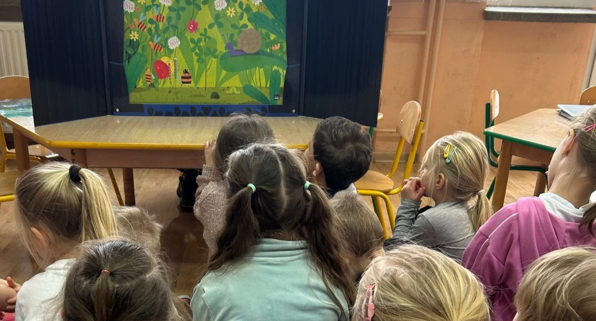 Kontrowersje, Kopernikach obawiają likwidacji szkoły przedszkola - zdjęcie, fotografia