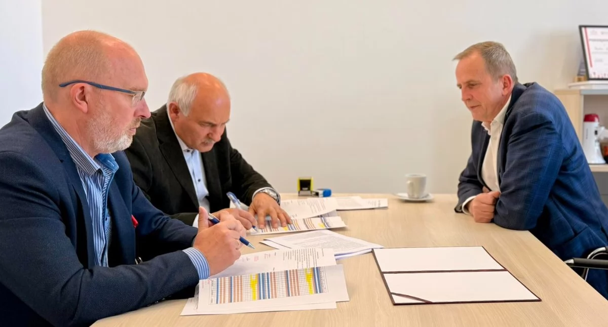 Samorząd, Wybudują nową remizę Świętów - zdjęcie, fotografia