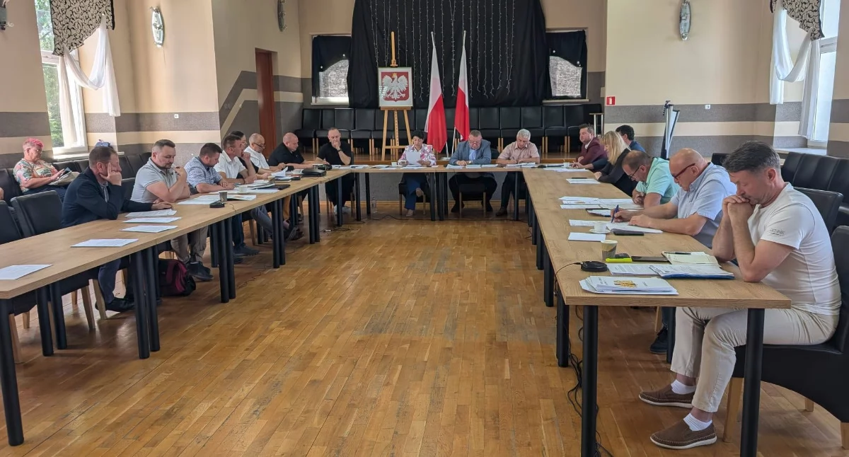Samorząd, Radny wójta propaganda manipulacja Poszło wiatraki - zdjęcie, fotografia