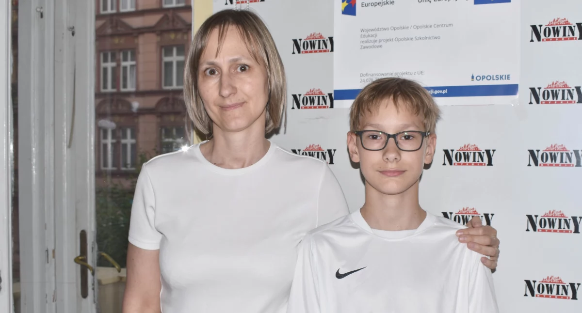 Ludzie, Uczeń pierwszy ruszył ratunek - zdjęcie, fotografia