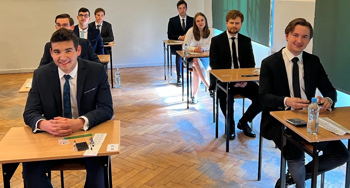 Szkolnictwo, Maturzyści wiedzą czyli wyniki matur - zdjęcie, fotografia