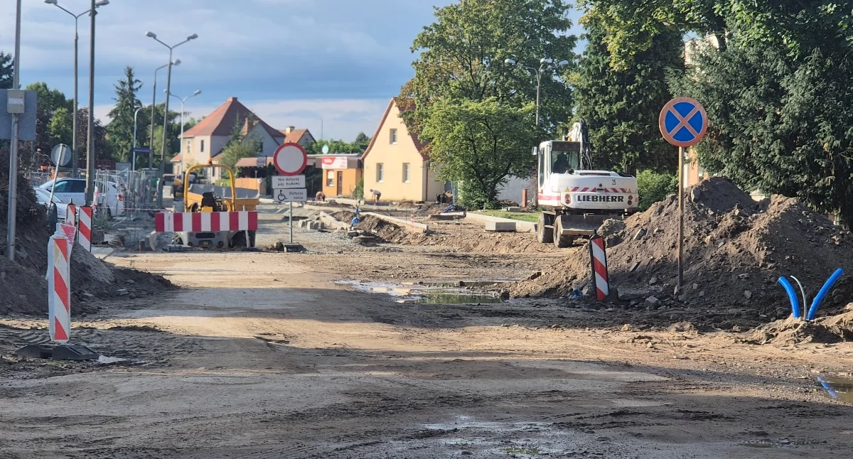 Kontrowersje, Cisza budowie Zdenerwowanie mieszkańców powodu remontu Prusa - zdjęcie, fotografia