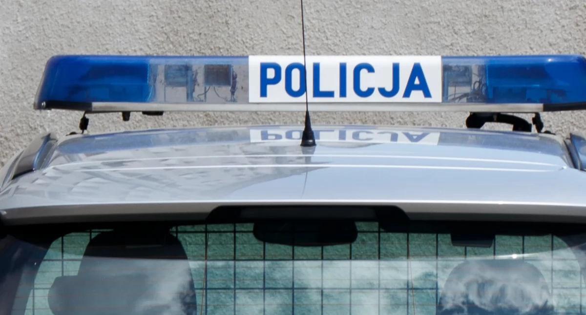 Kronika kryminalna, Obywatelskie zatrzymanie Kobieta kółkiem miała ponad promile - zdjęcie, fotografia